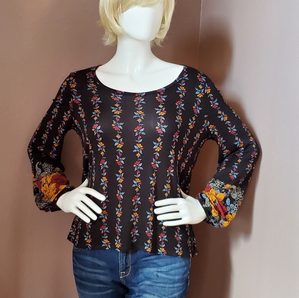NWT WILLOW & ROOT backless knit top